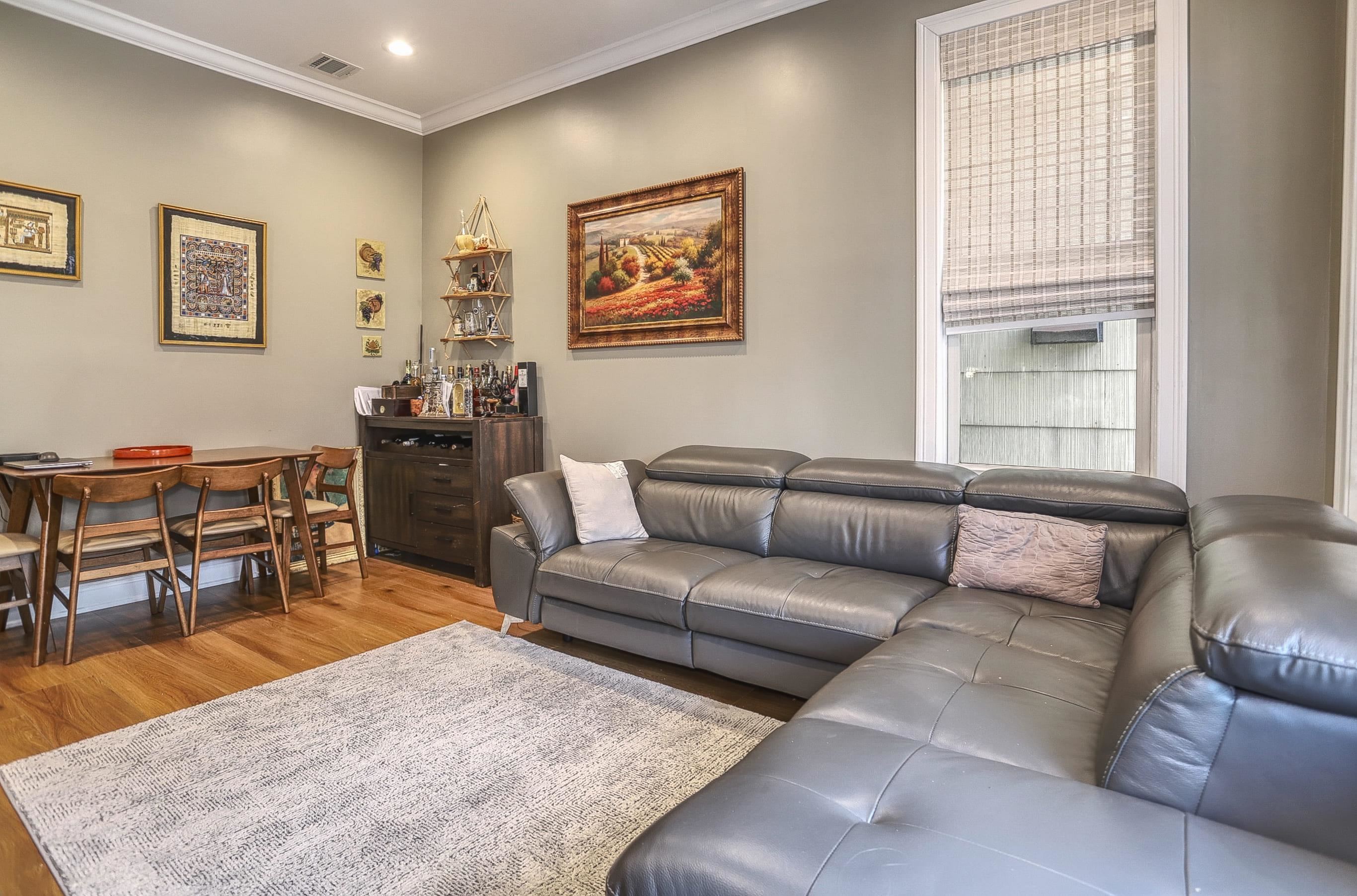 125 OAK ST Unit: 1