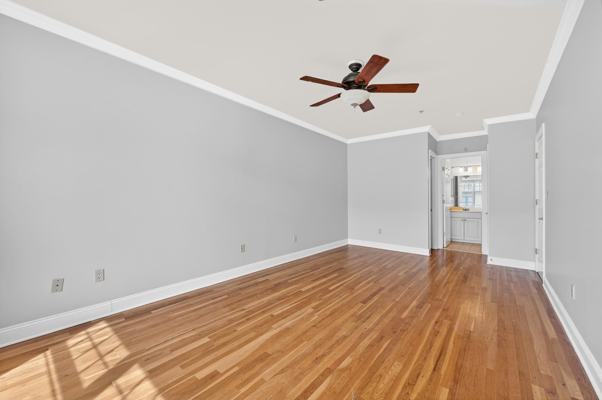 82 CLINTON ST Unit: 4E