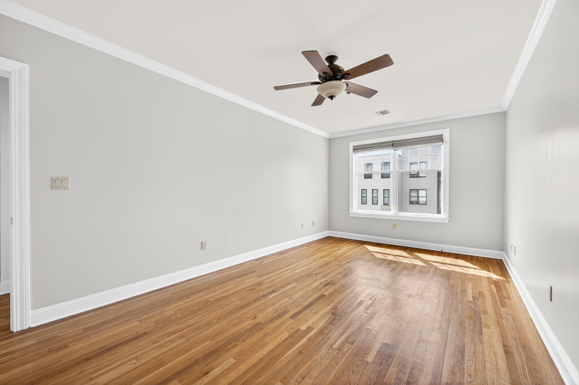 82 CLINTON ST Unit: 4E