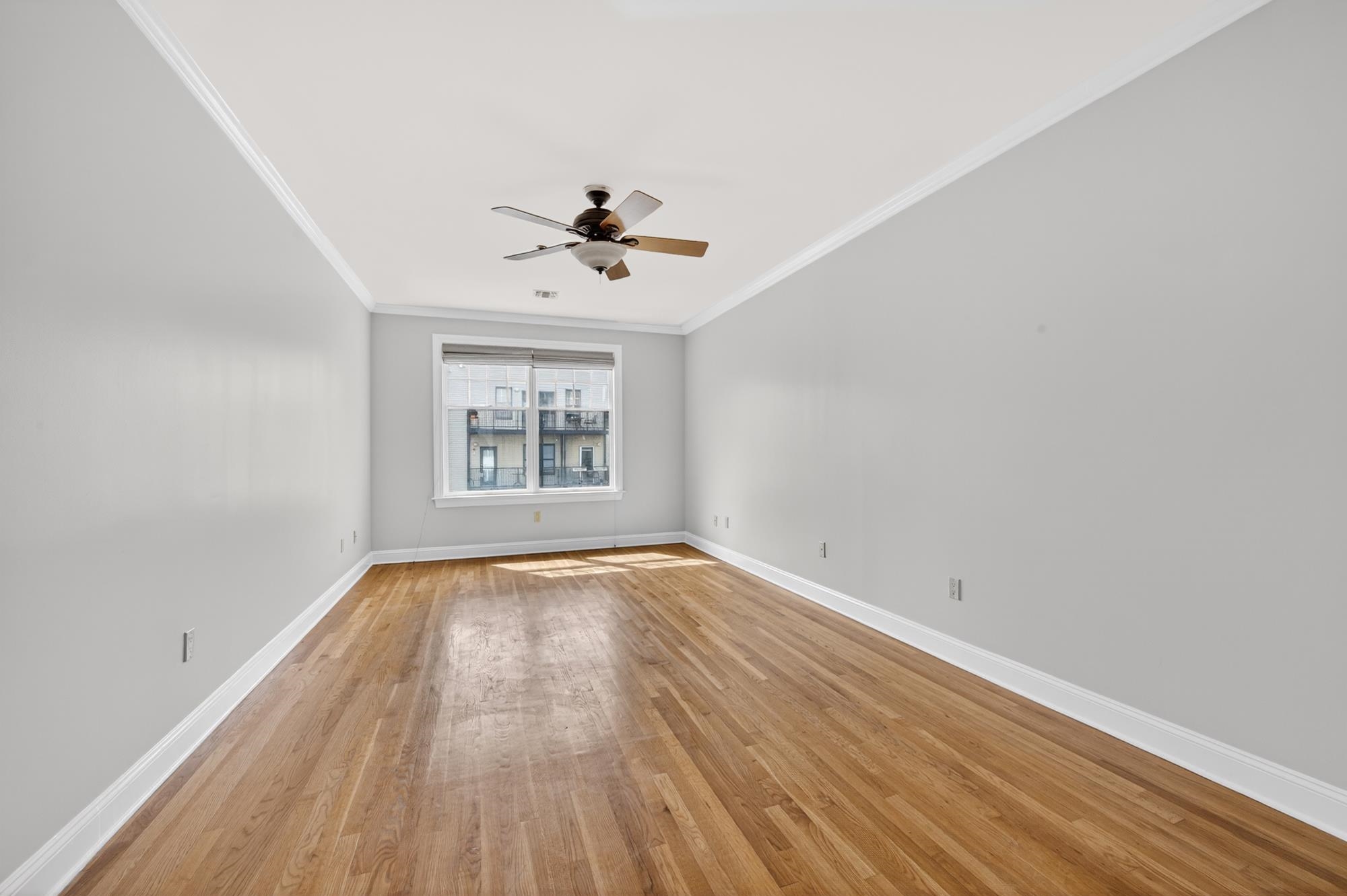 82 CLINTON ST Unit: 4E