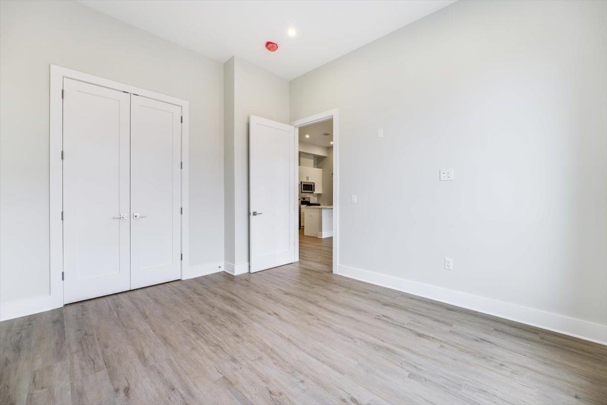 667-665 GRAND ST Unit: 403