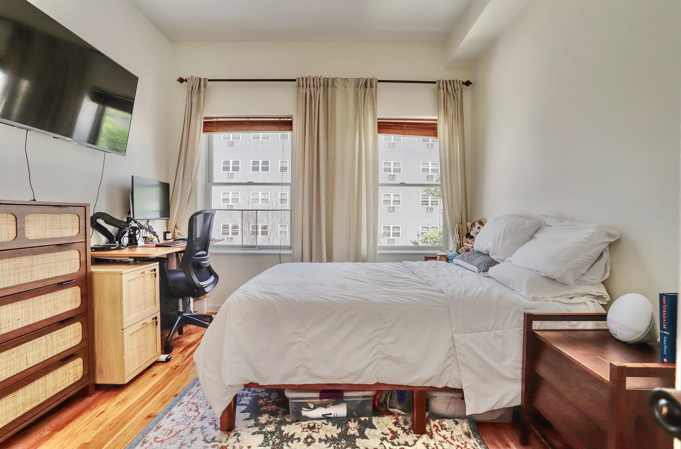 519 MONROE ST Unit: 3B