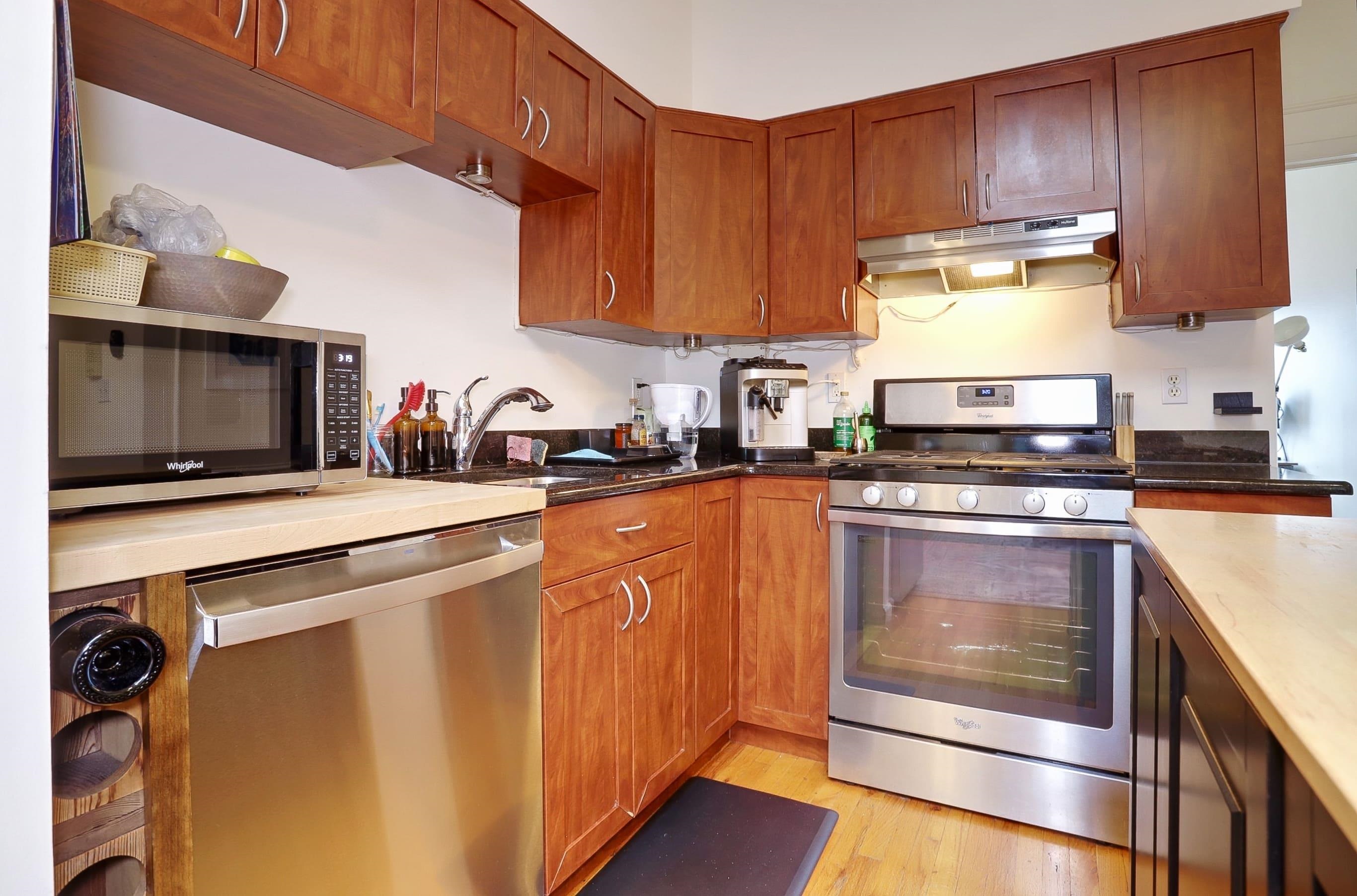 519 MONROE ST Unit: 3B