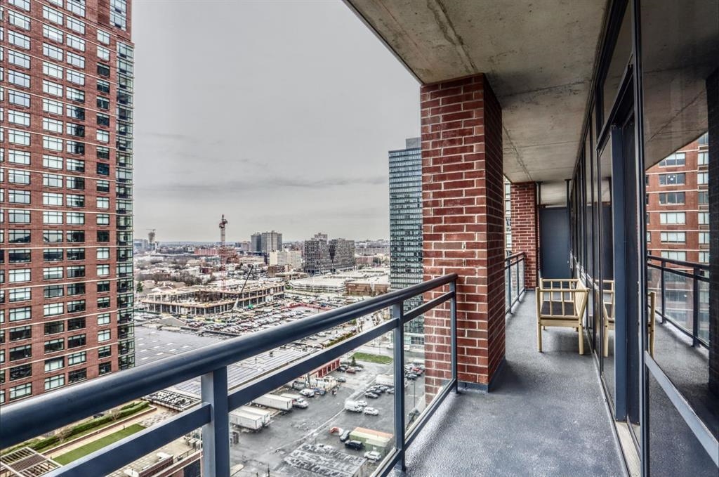 389 WASHINGTON ST Unit: 20A