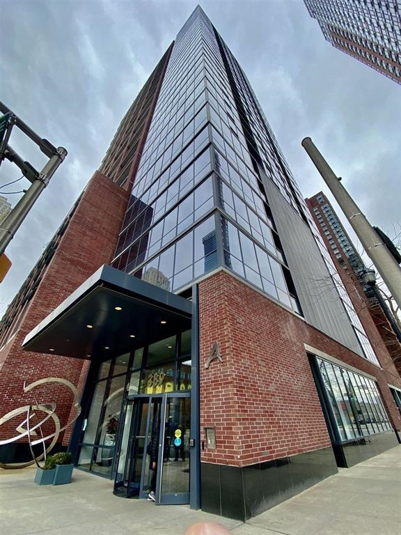 389 WASHINGTON ST Unit: 20A
