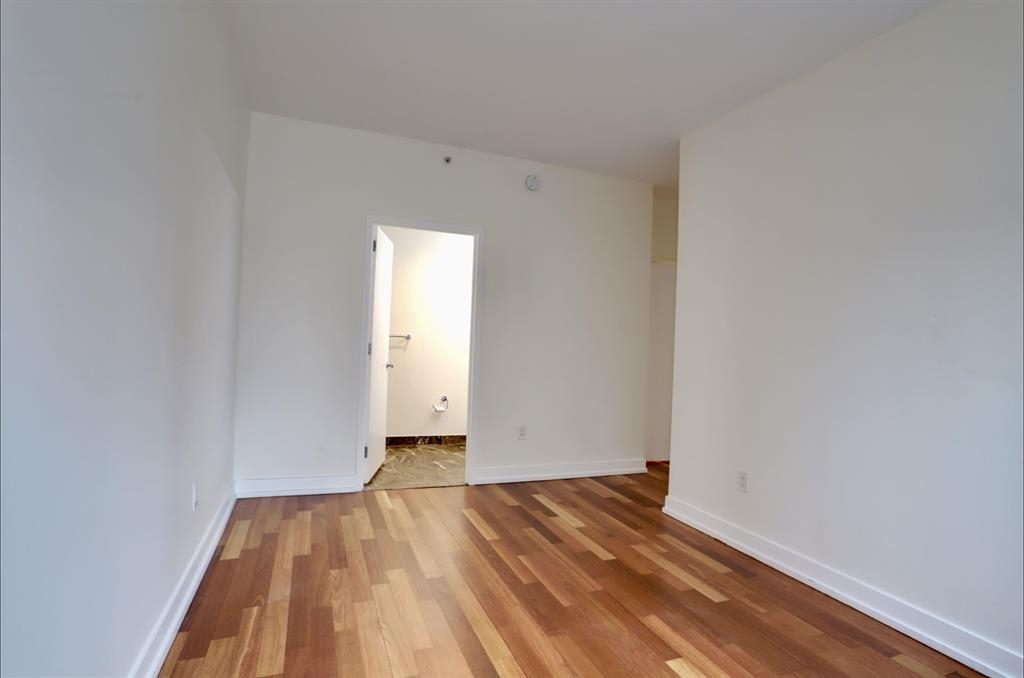389 WASHINGTON ST Unit: 20A