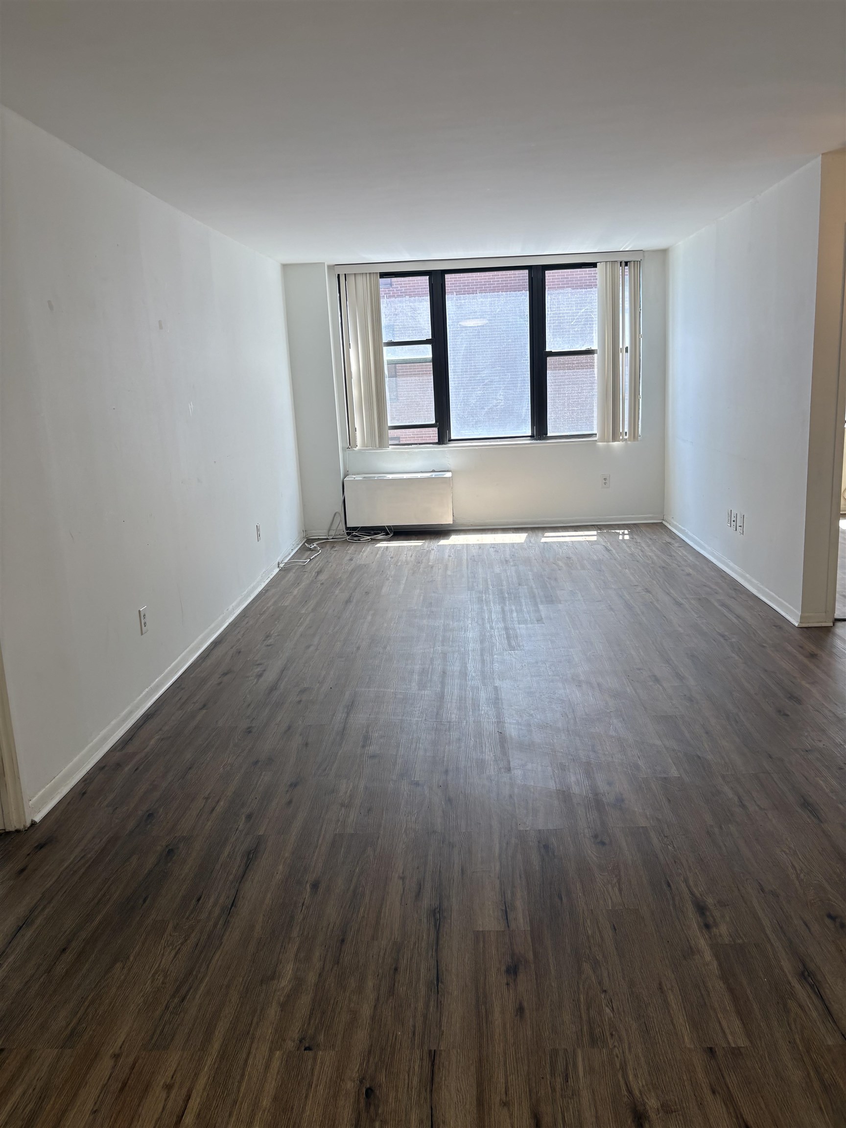 9019 WALL ST Unit: 4G