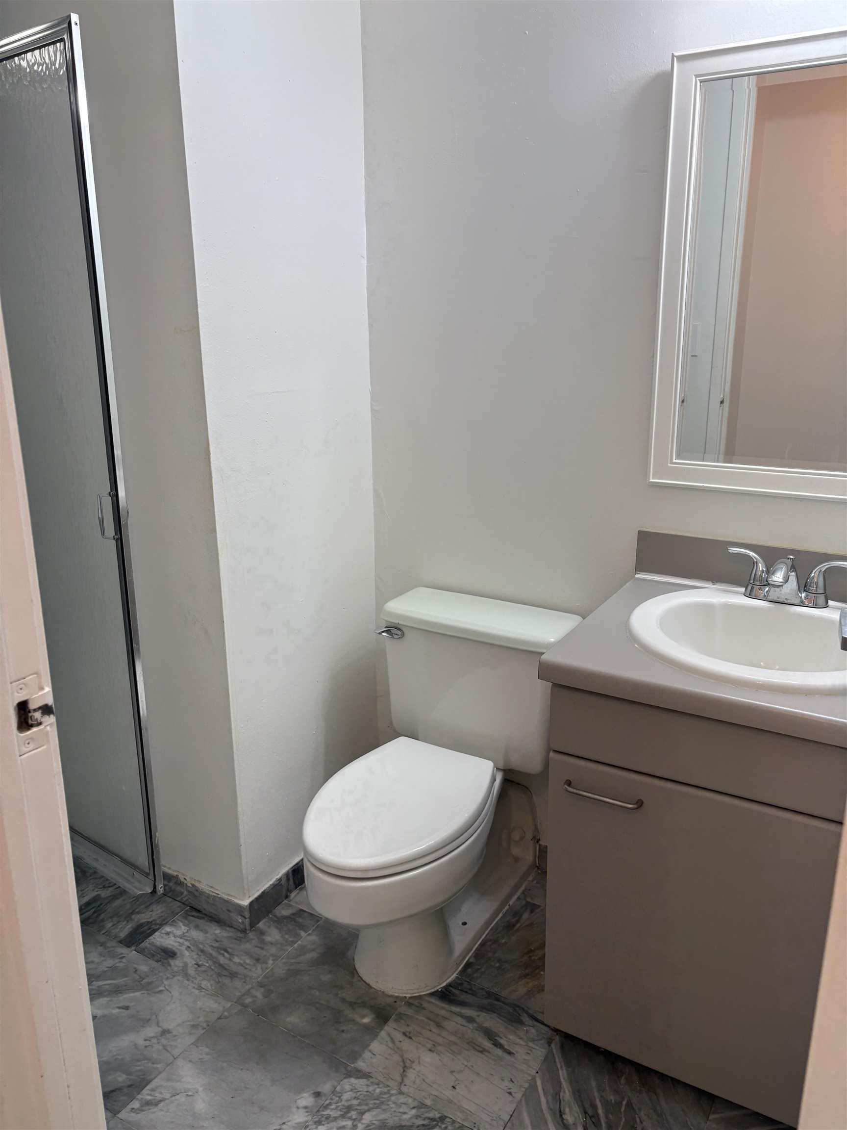 9019 WALL ST Unit: 4G