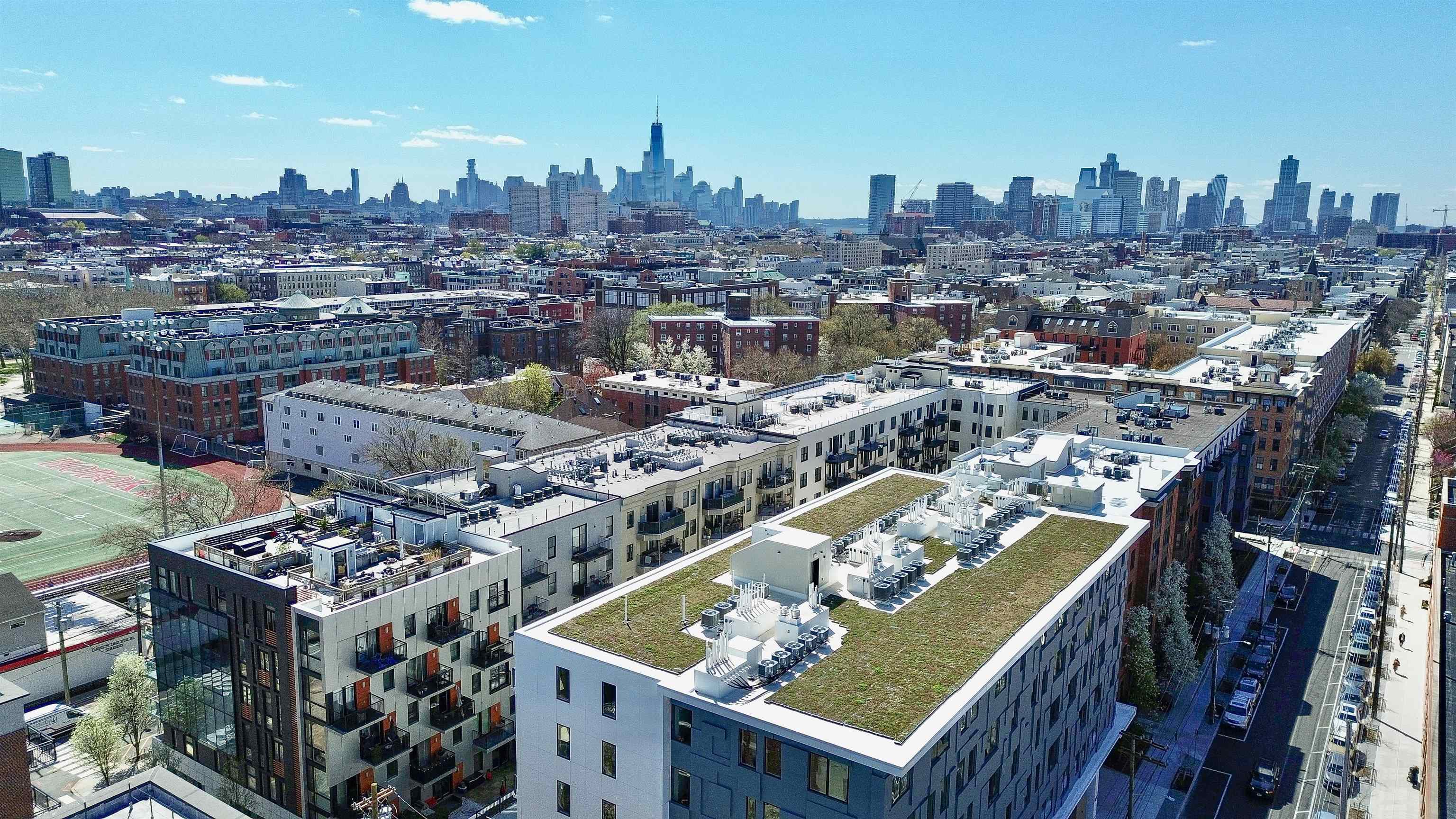 921 MADISON ST Unit: 502