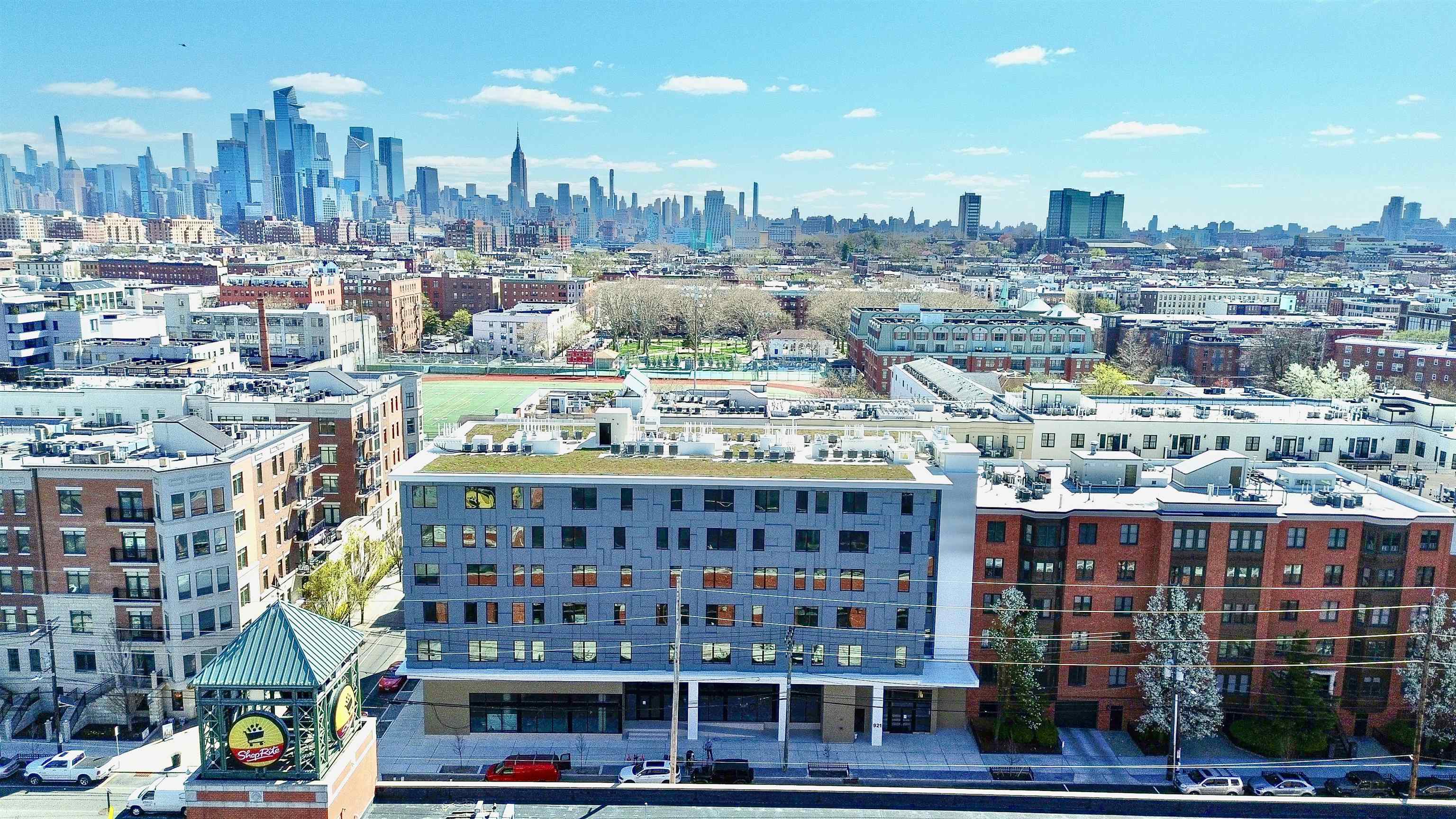 921 MADISON ST Unit: 502