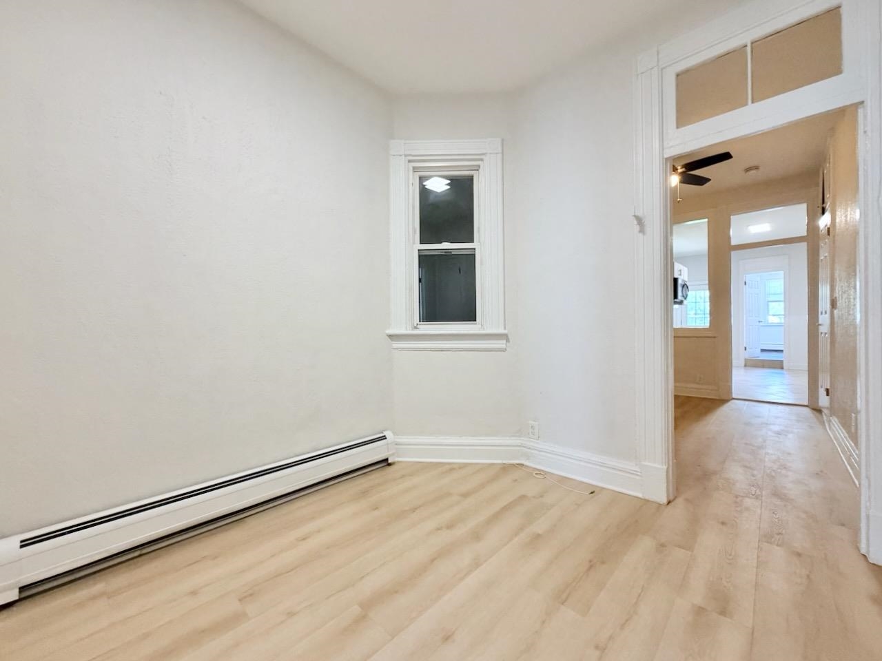 330 PAVONIA AVE Unit: 1L