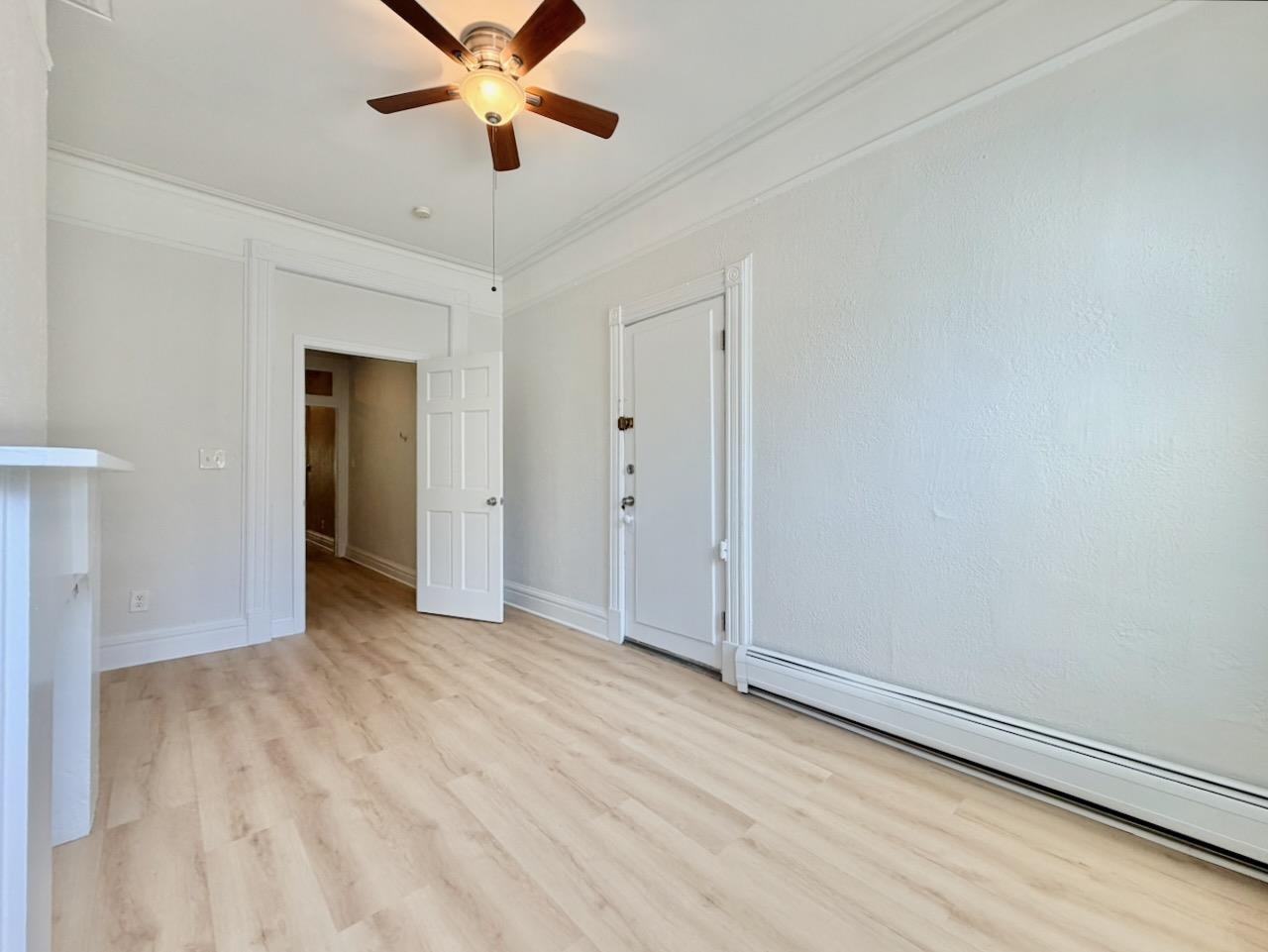 330 PAVONIA AVE Unit: 1L