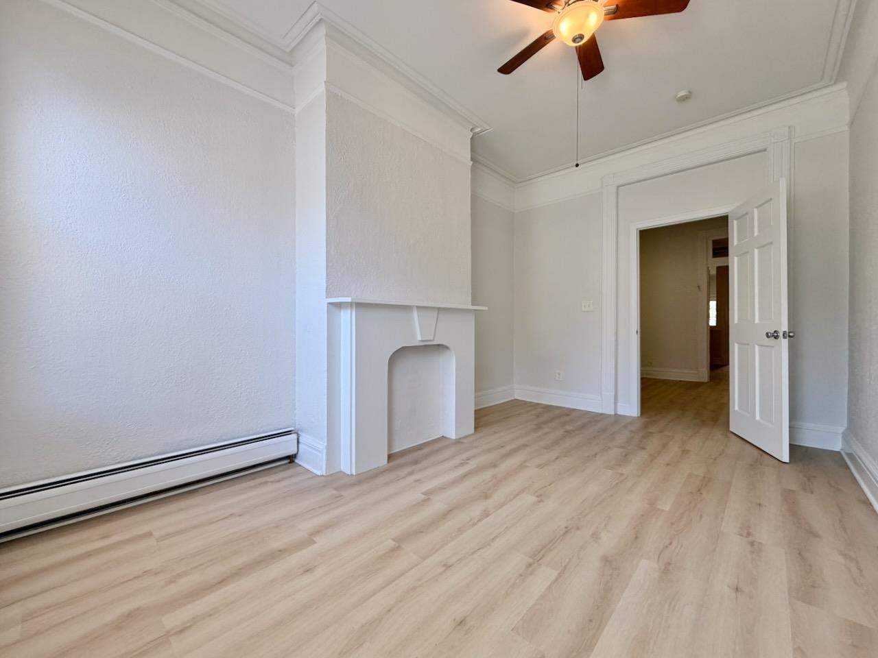 330 PAVONIA AVE Unit: 1L