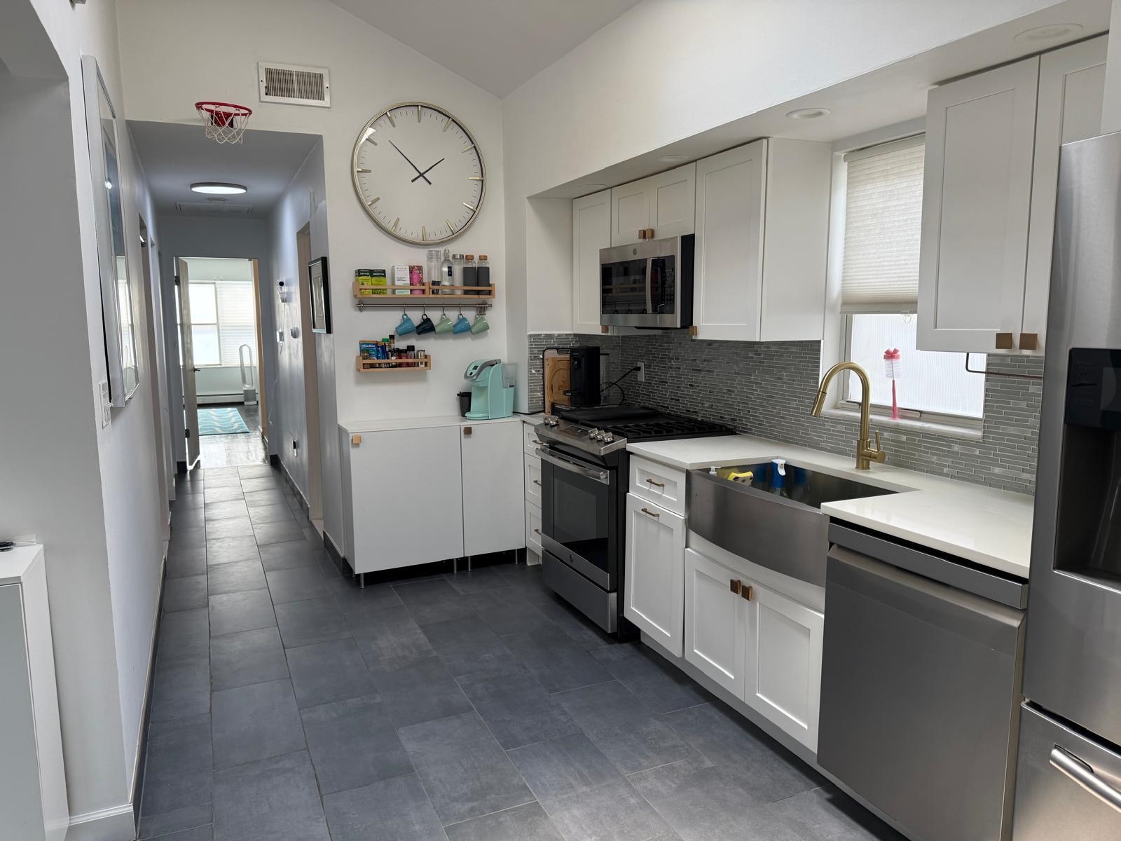 67 71ST ST Unit: 1