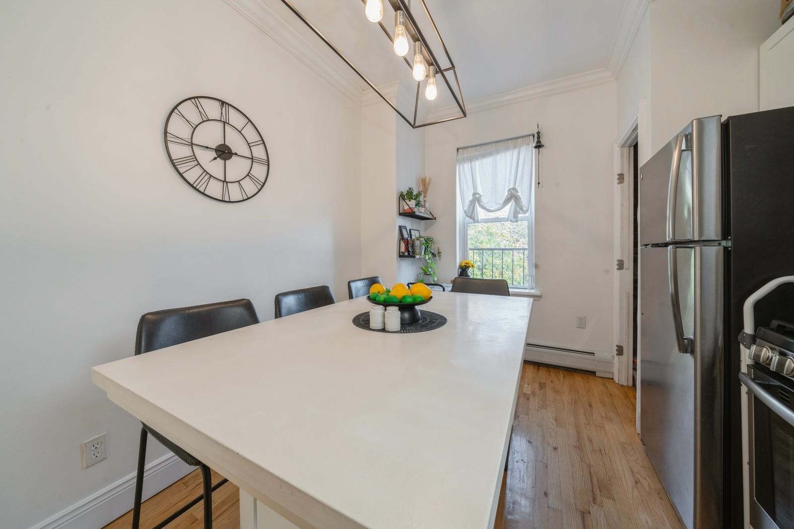 715 WILLOW AVE Unit: 5B (10)