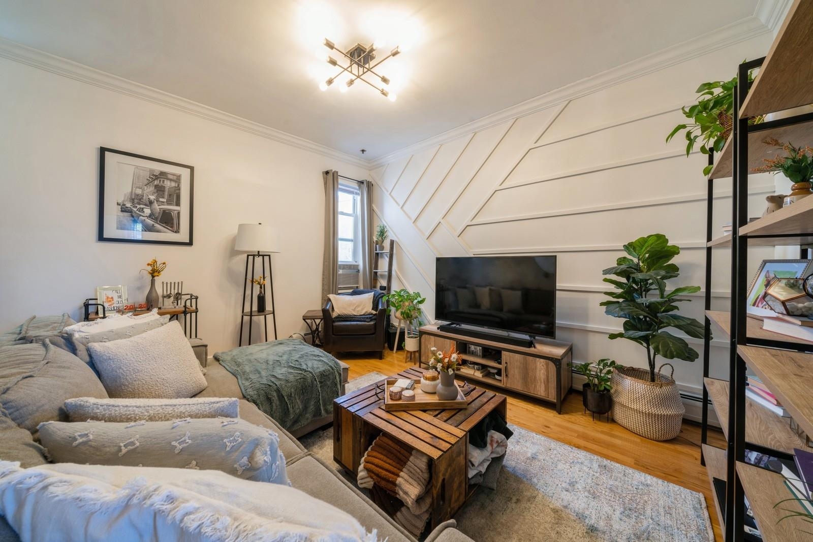 715 WILLOW AVE Unit: 5B (10)