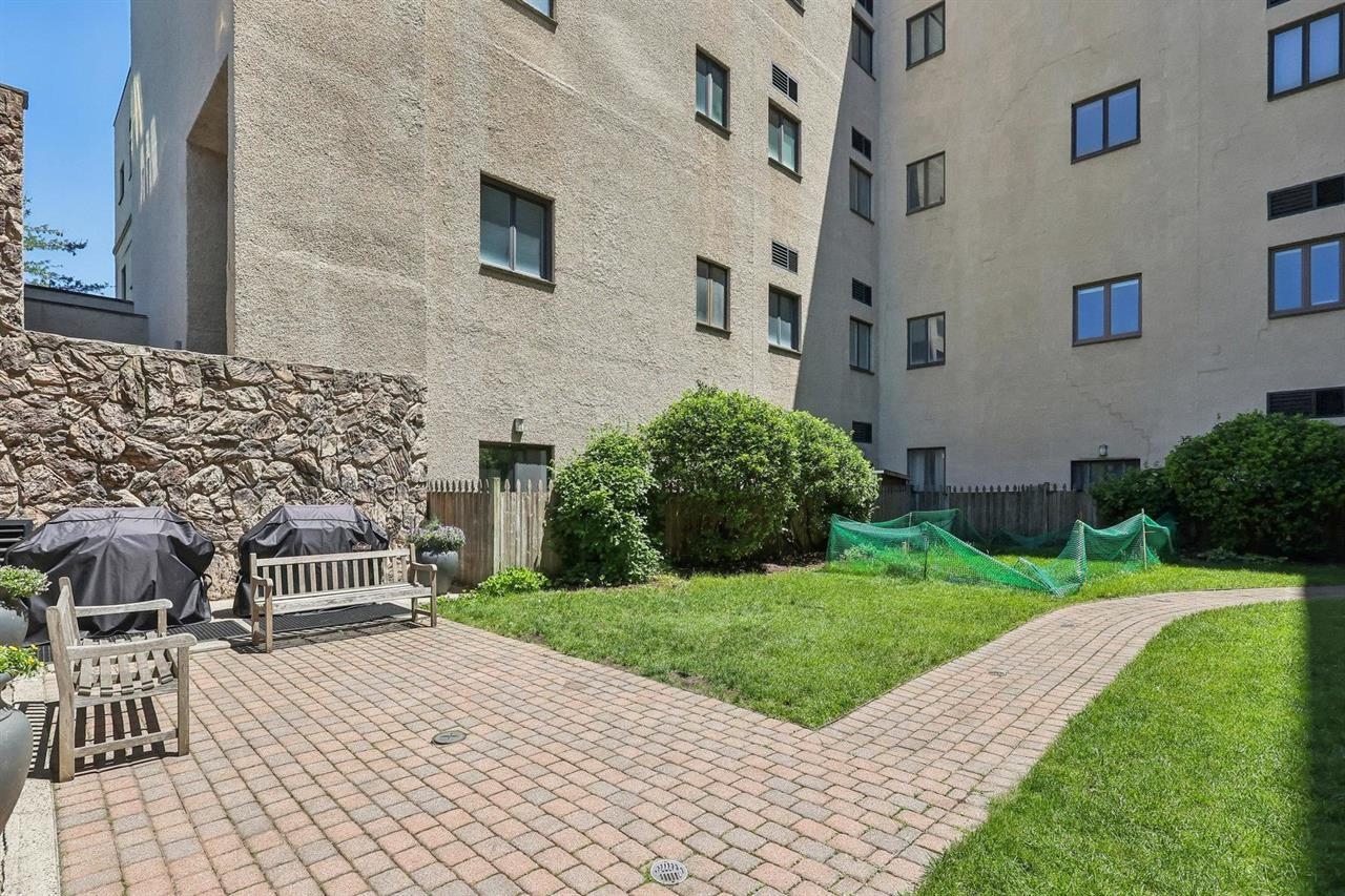 75 LIBERTY AVE Unit: A16
