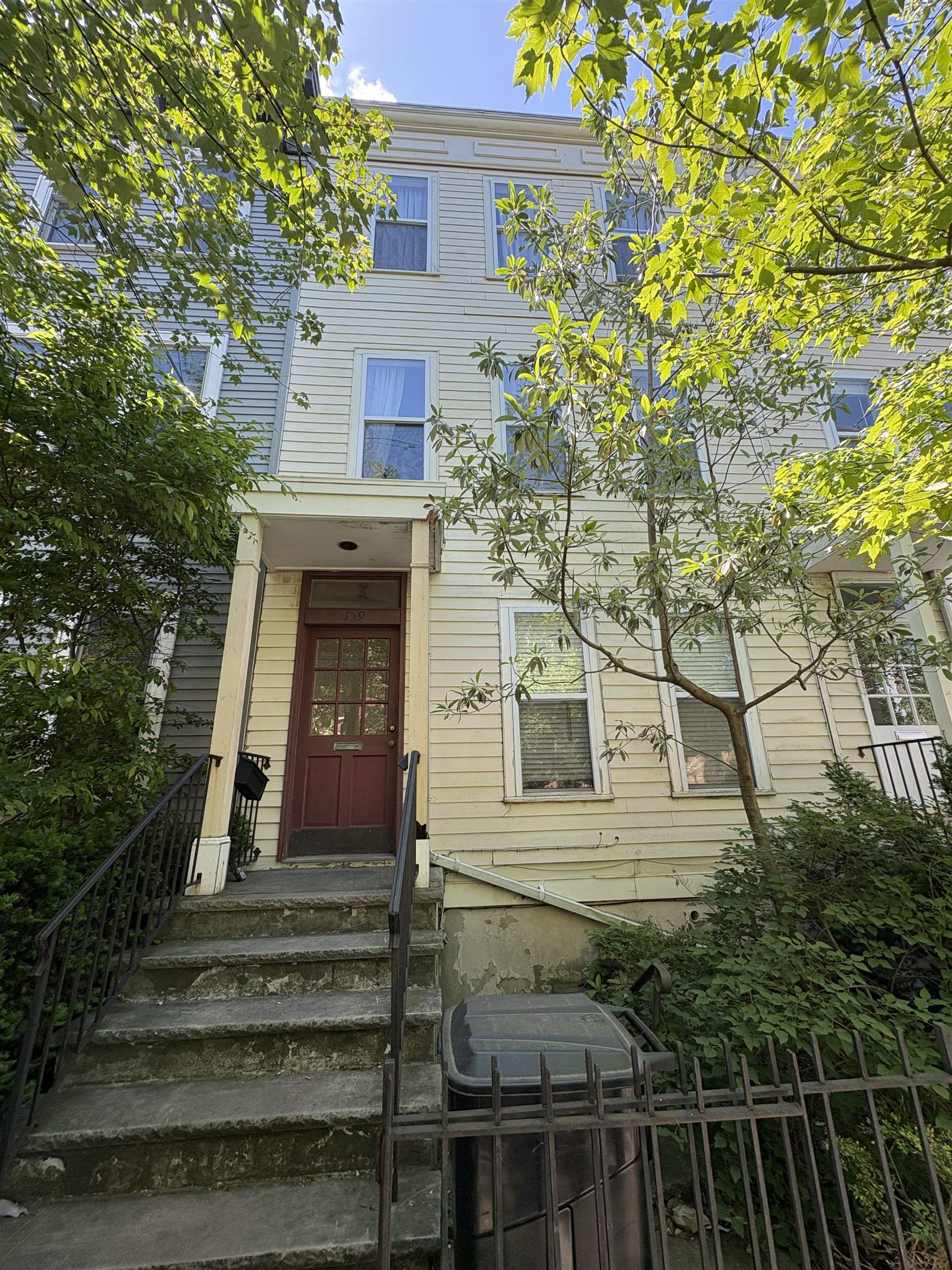 159 SUSSEX ST Unit: 1