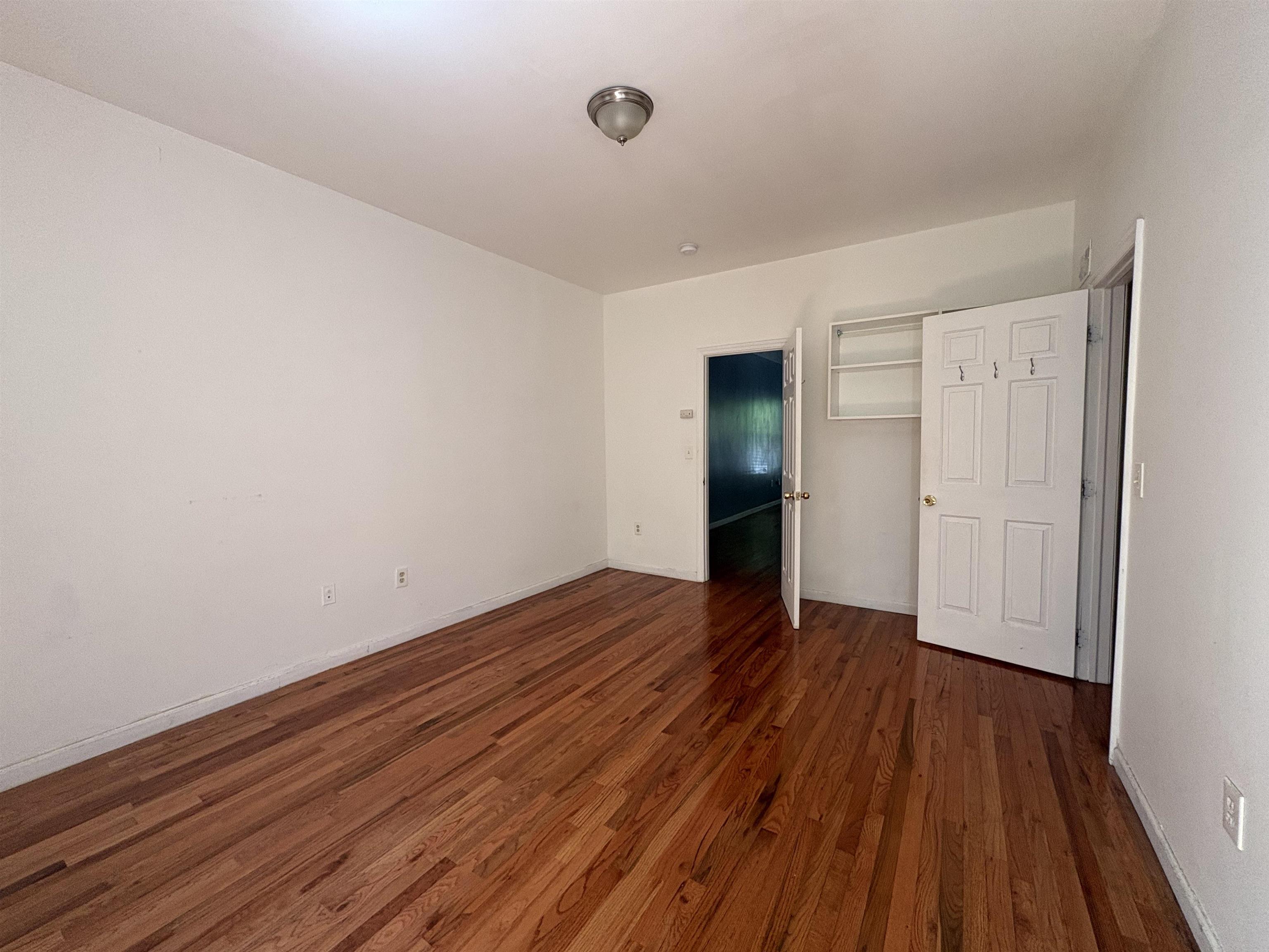 159 SUSSEX ST Unit: 1