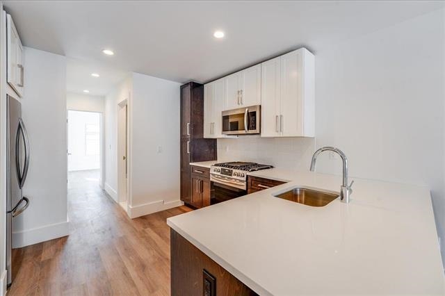 47 GRAHAM ST Unit: 1