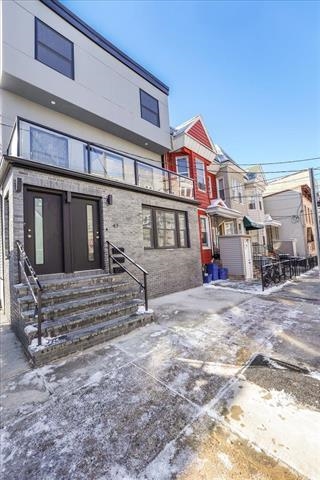 47 GRAHAM ST Unit: 1