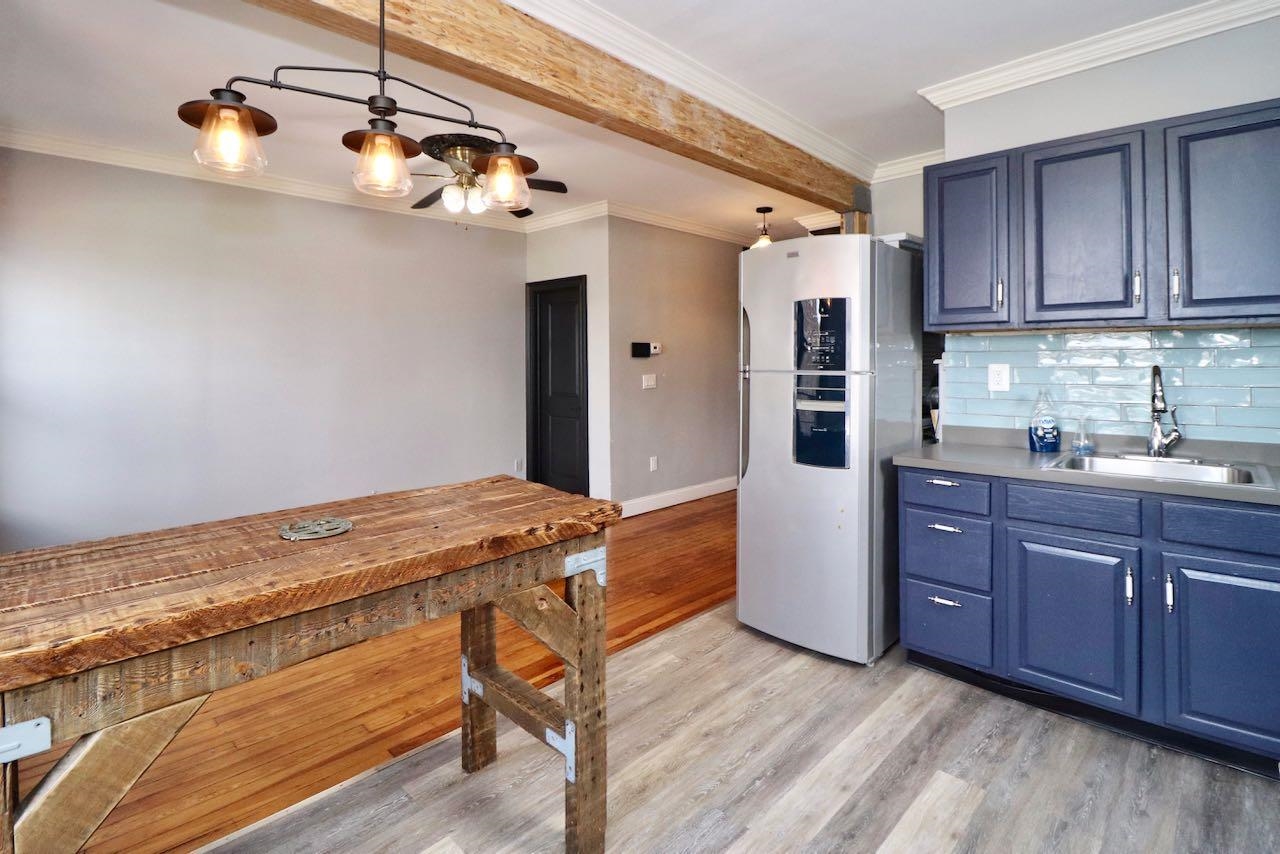 388 BALDWIN AVE Unit: 3