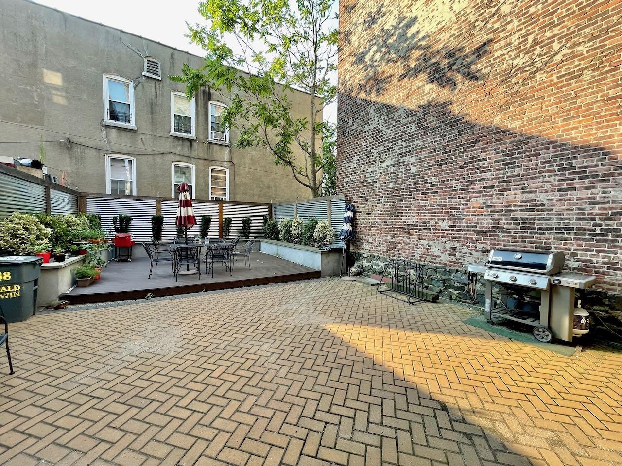 388 BALDWIN AVE Unit: 3