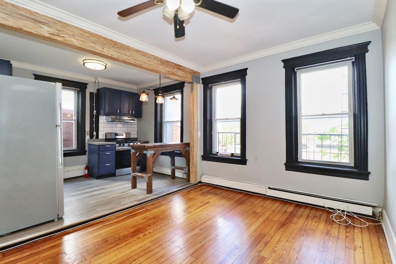388 BALDWIN AVE Unit: 3