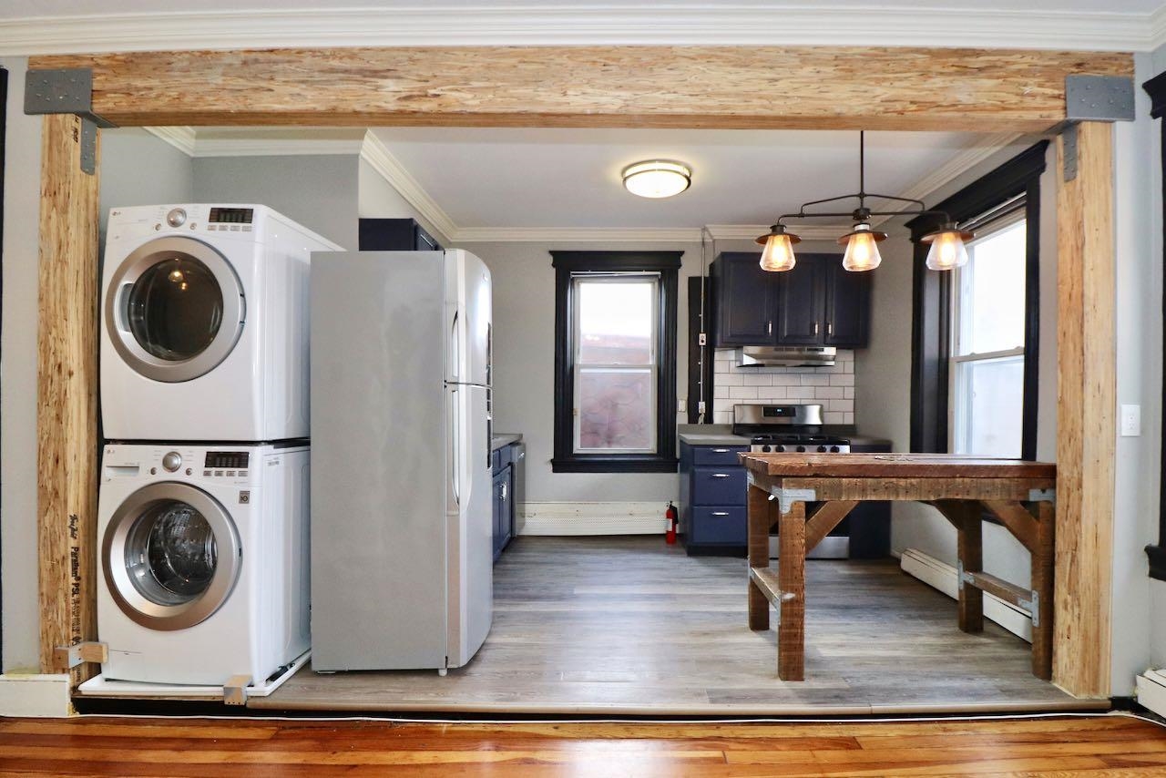 388 BALDWIN AVE Unit: 3