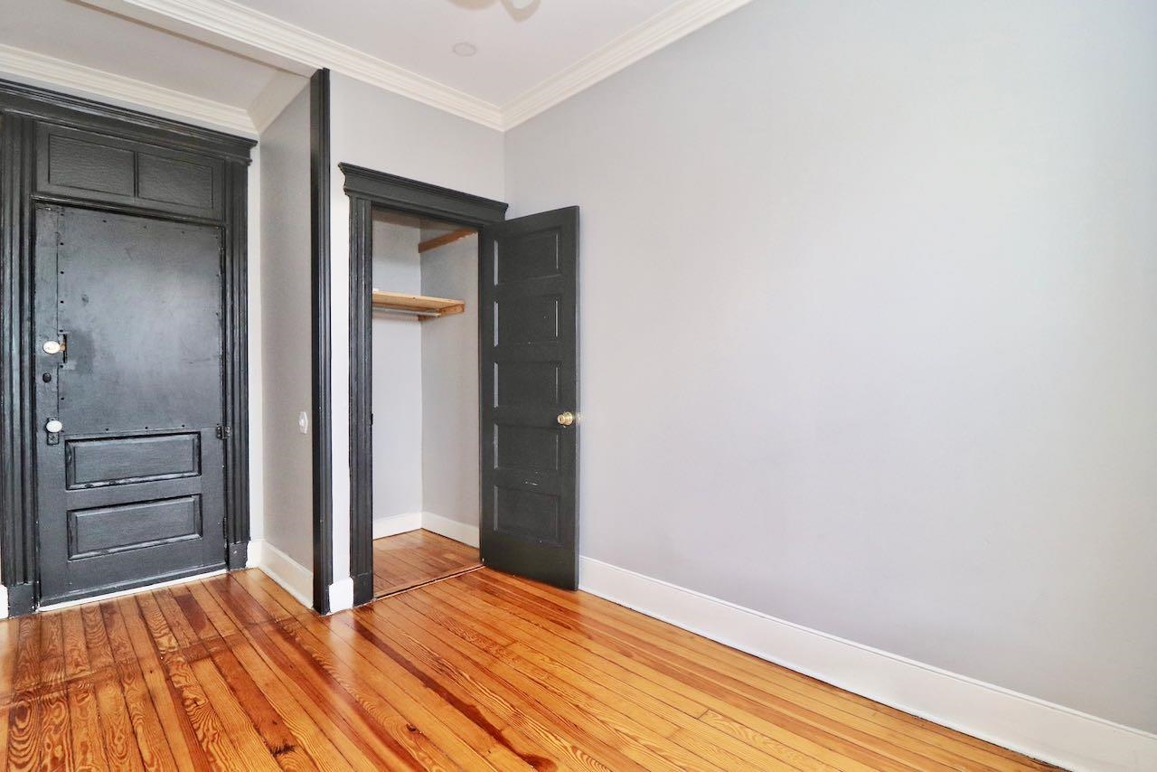 388 BALDWIN AVE Unit: 3