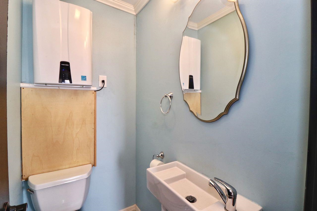 388 BALDWIN AVE Unit: 3