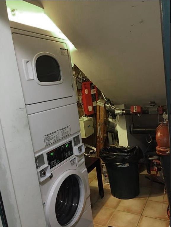 524 BLOOMFIELD ST Unit: 4
