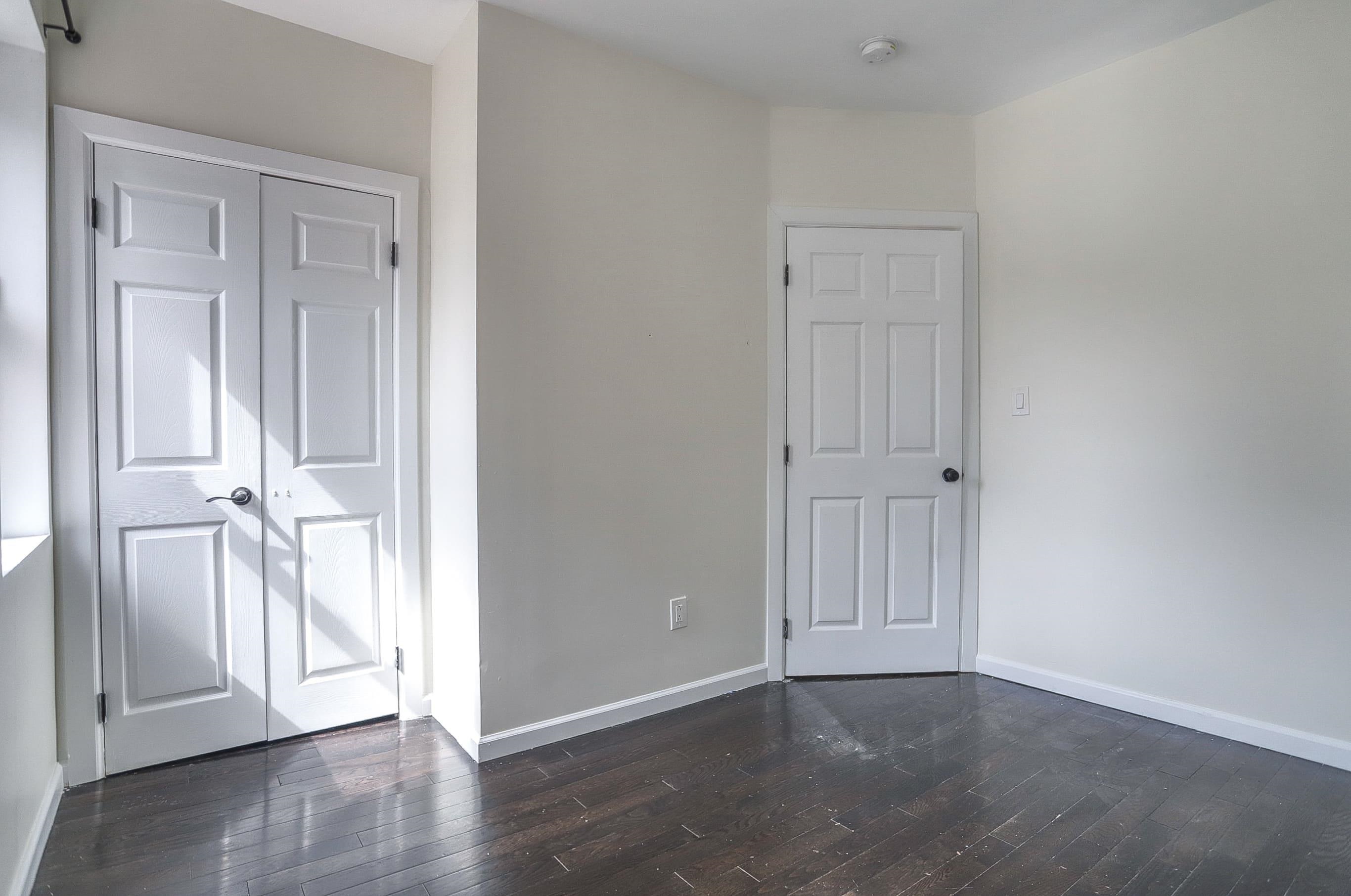 60 WEBSTER AVE Unit: 2