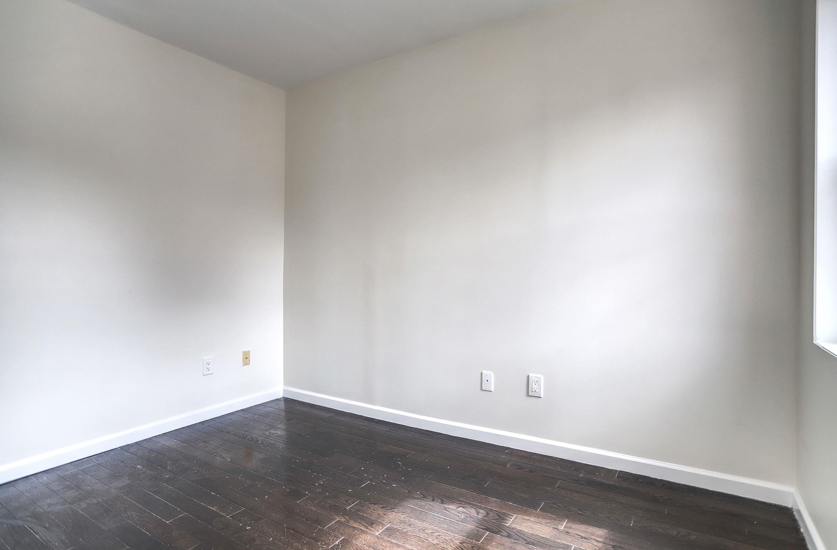 60 WEBSTER AVE Unit: 2