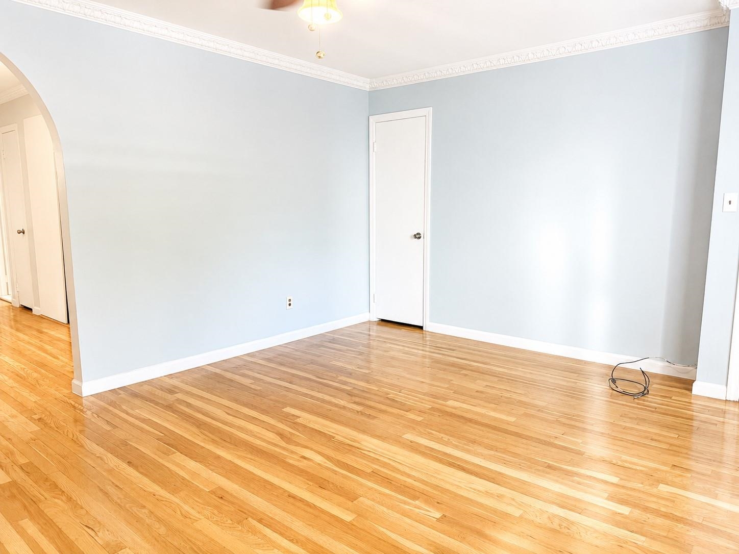 67 ST PAULS AVE Unit: 1