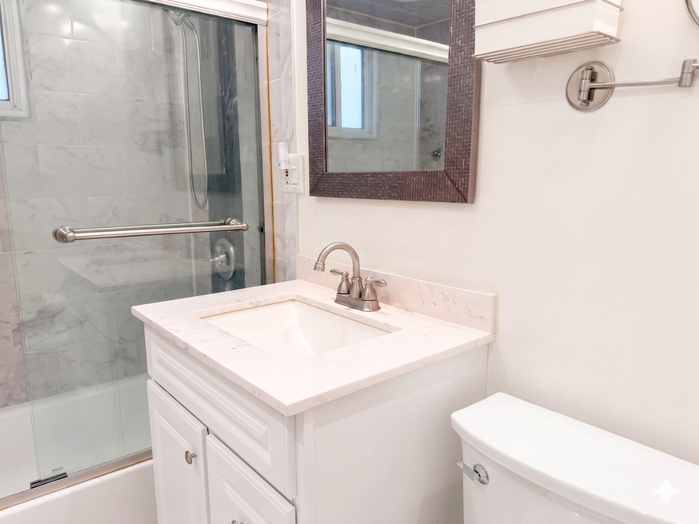 67 ST PAULS AVE Unit: 1