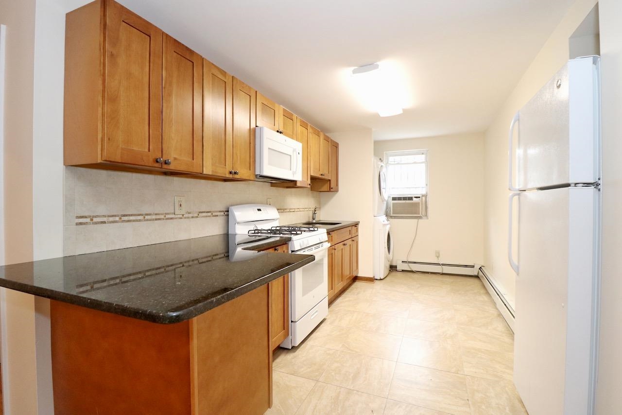 318 5TH ST