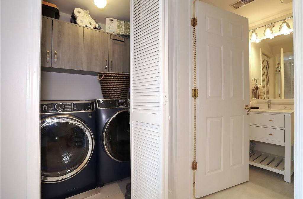 99 PARK AVE Unit: 4B