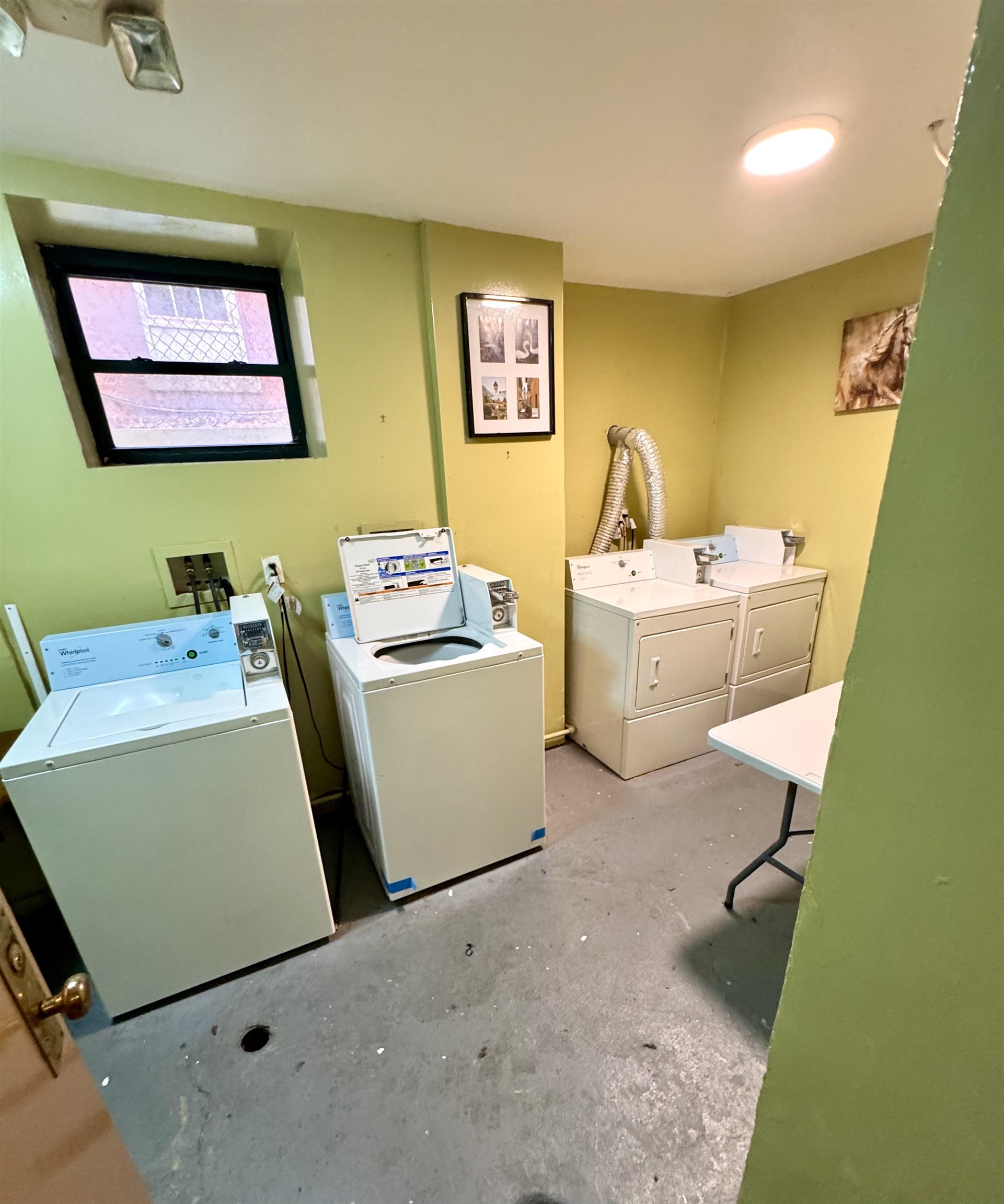 64 PARK ST Unit: B