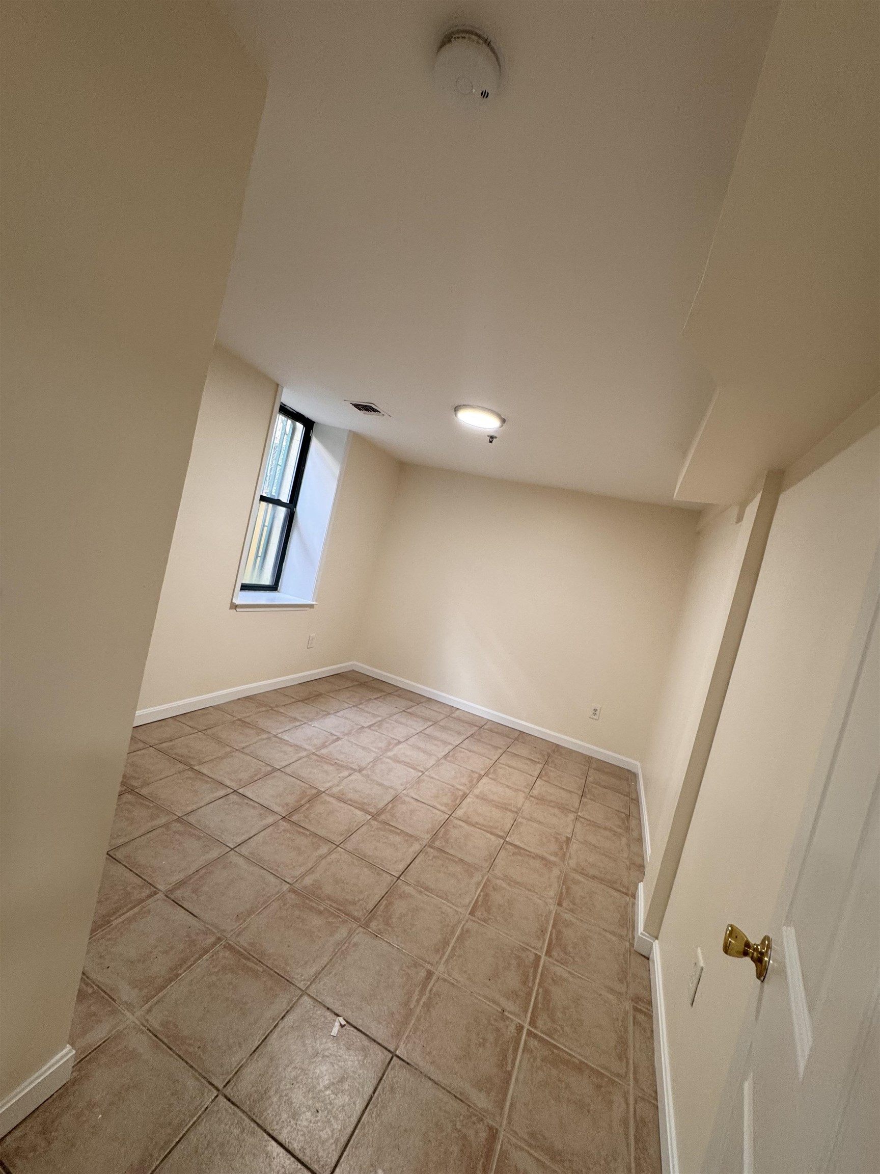 64 PARK ST Unit: B
