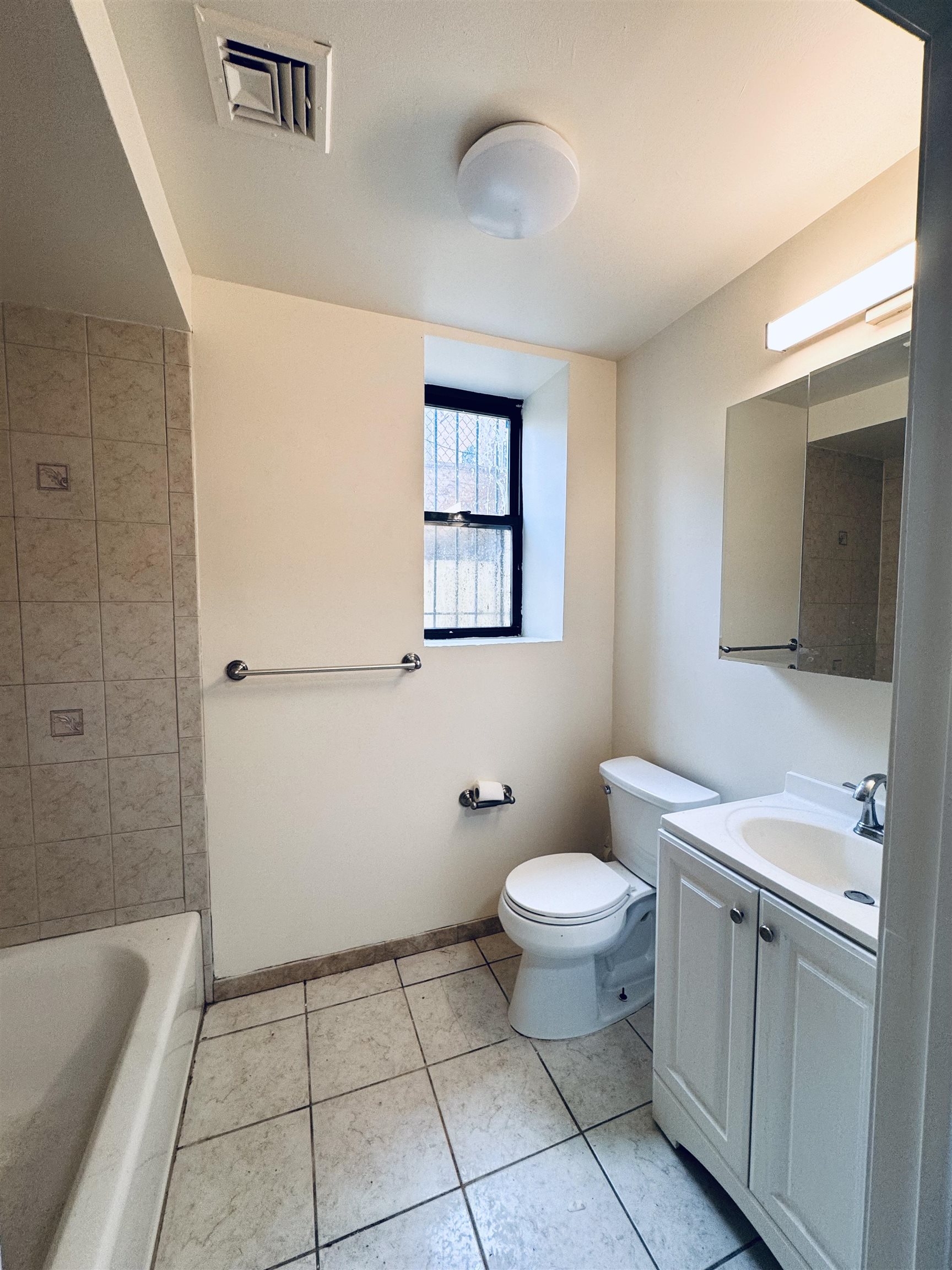 64 PARK ST Unit: B