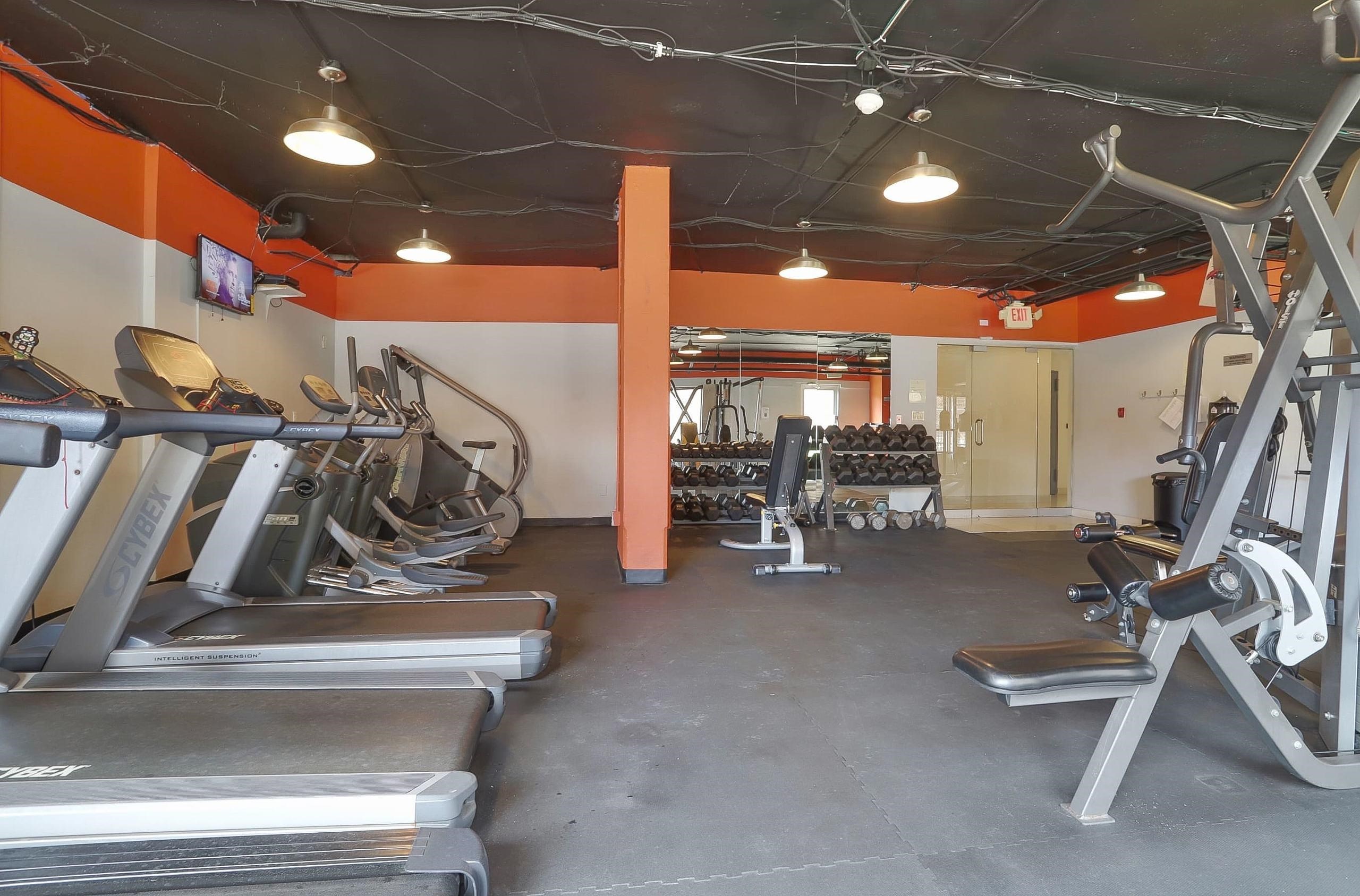 500 CENTRAL AVE Unit: 610