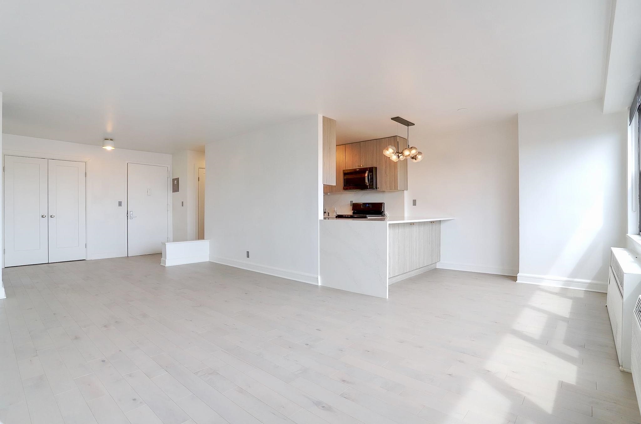 500 CENTRAL AVE Unit: 610