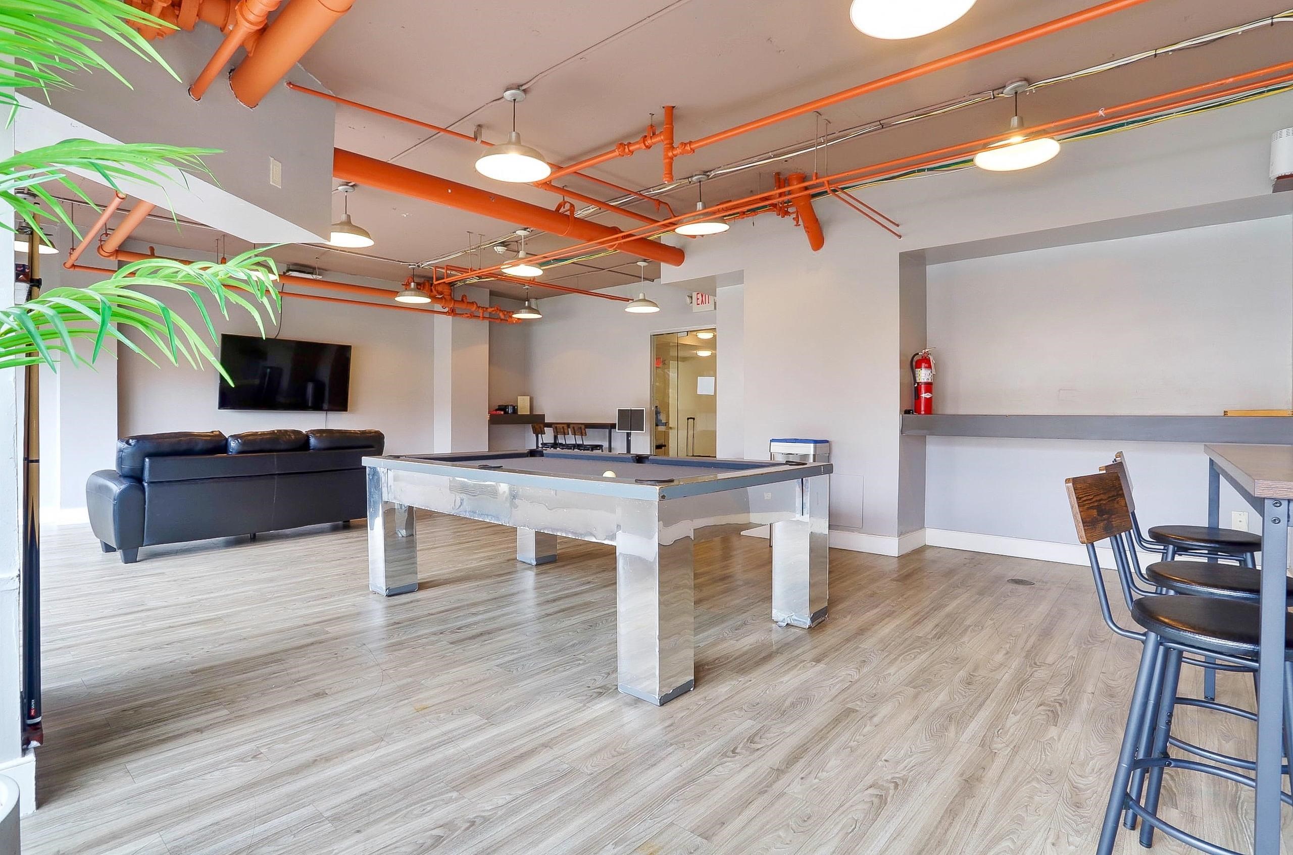 500 CENTRAL AVE Unit: 610