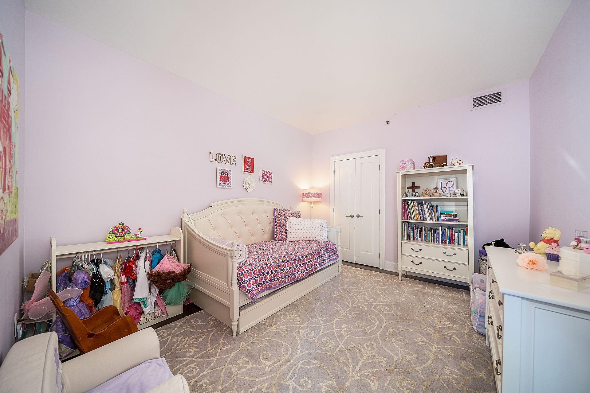 1025 MAXWELL LANE Unit: 304