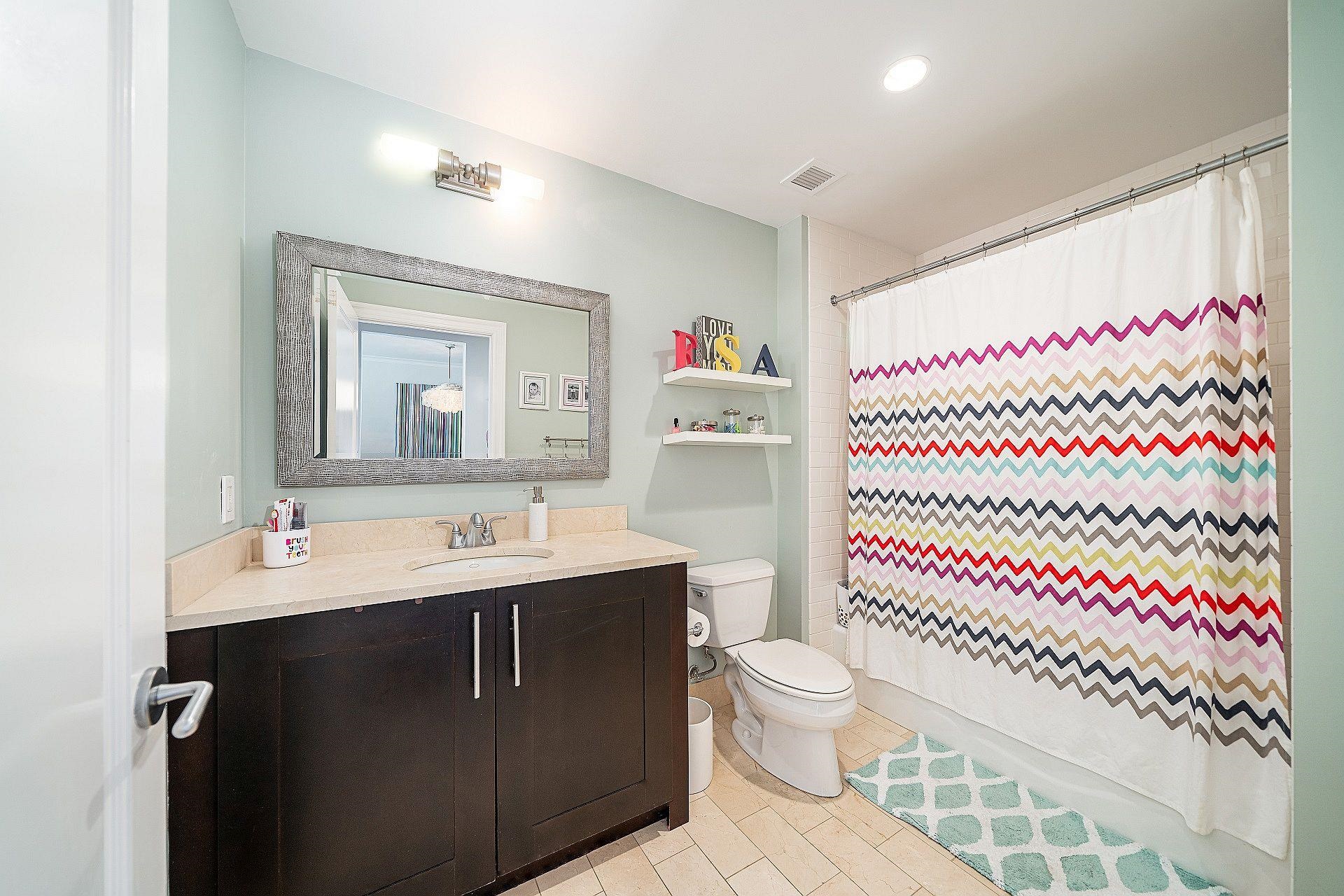 1025 MAXWELL LANE Unit: 304