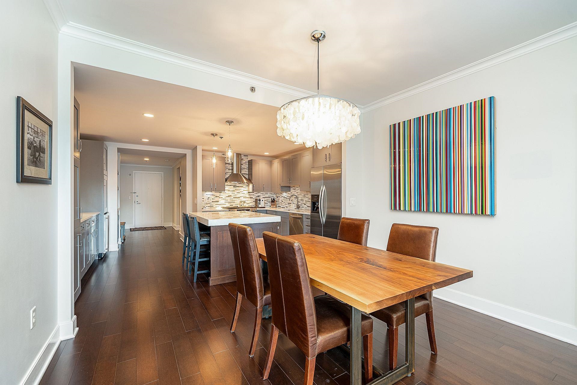 1025 MAXWELL LANE Unit: 304