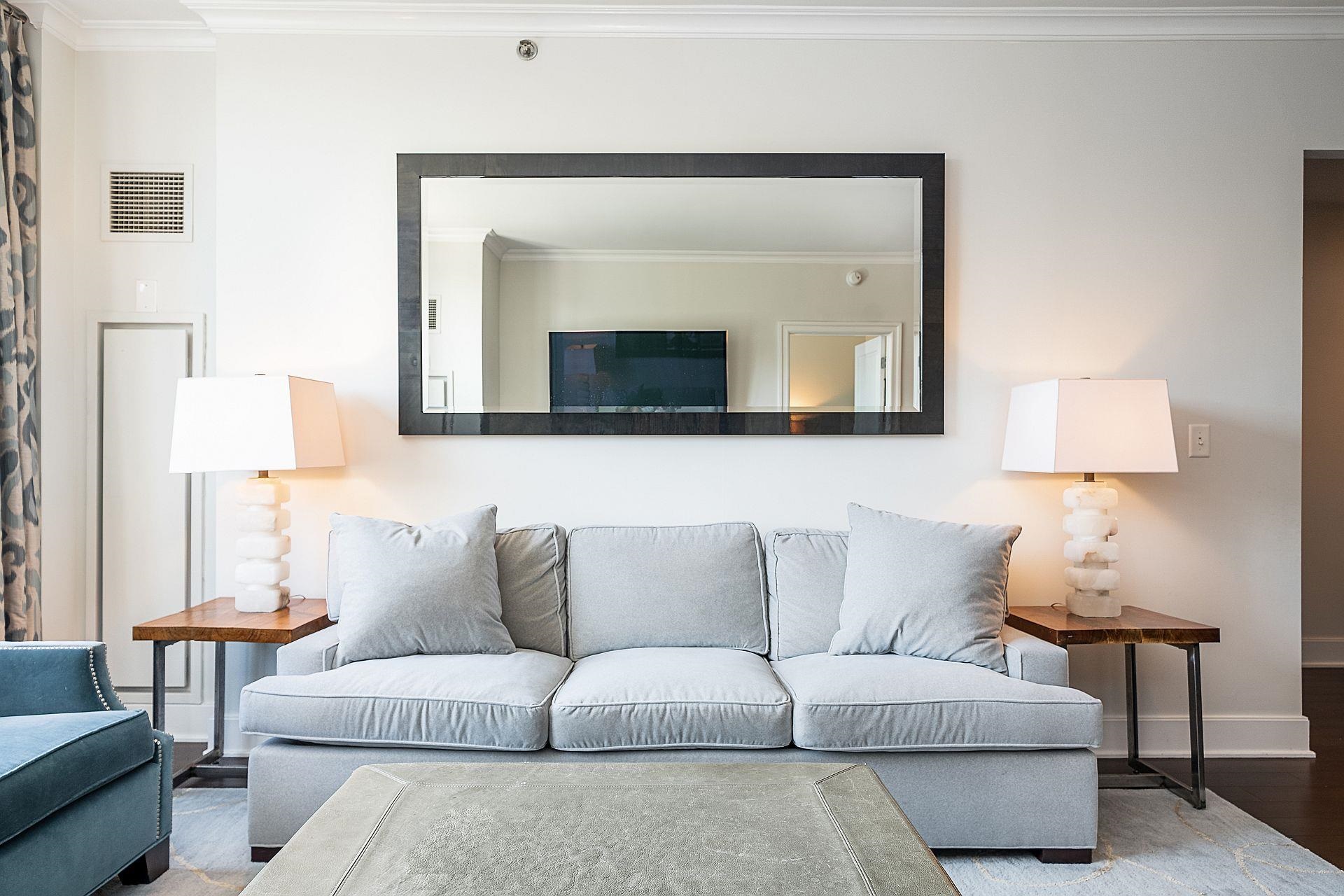 1025 MAXWELL LANE Unit: 304