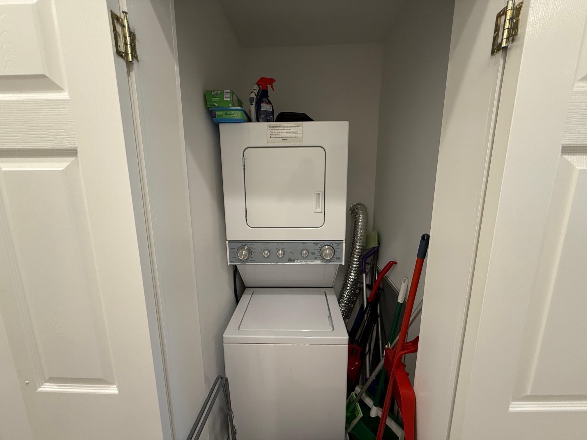 169 OGDEN AVE Unit: 3