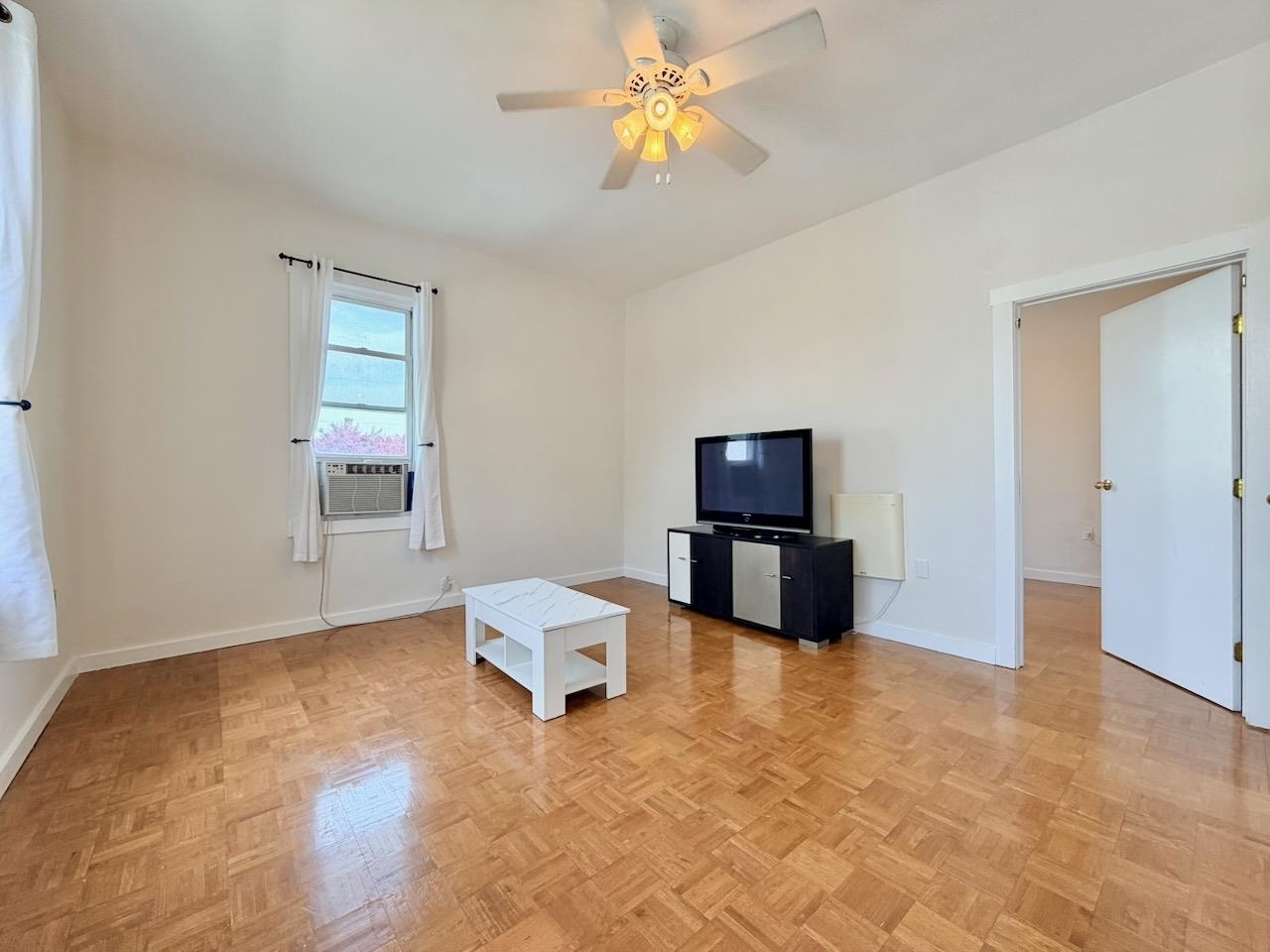 514 MONASTERY PL Unit: 1R